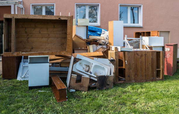 Best Basement Cleanout  in Belpre, OH